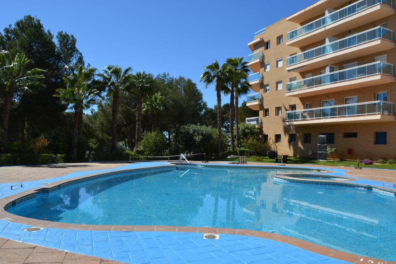 Lovely Familiar Apartment With Pool In Cap Salou Exterior foto